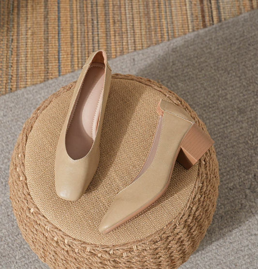 Women's Retro Soft Leather V-Neck Mid-Heel Fairy High Heels Chunky Heel Mary Jane Shoes foto 4
