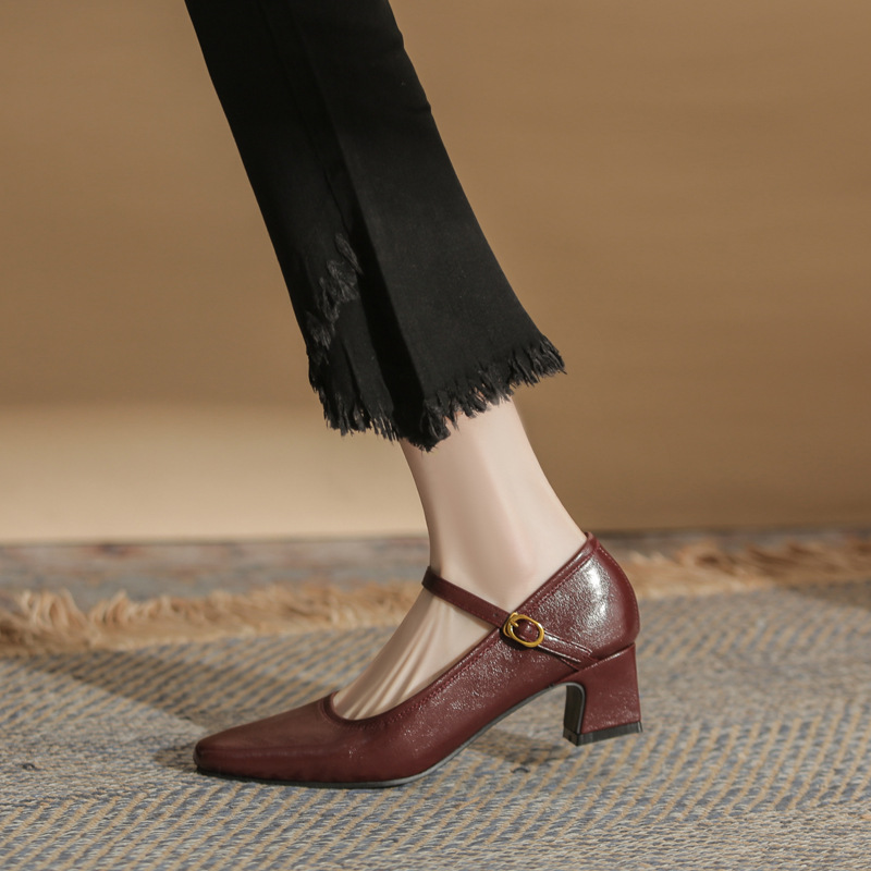 Microfiber Square-toe Chunky-heeled Pumps foto 2