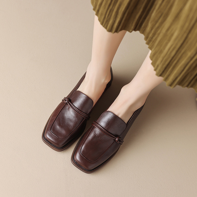 Retro Minimalist Design Womens Mid Heel Leather Shoes foto 2
