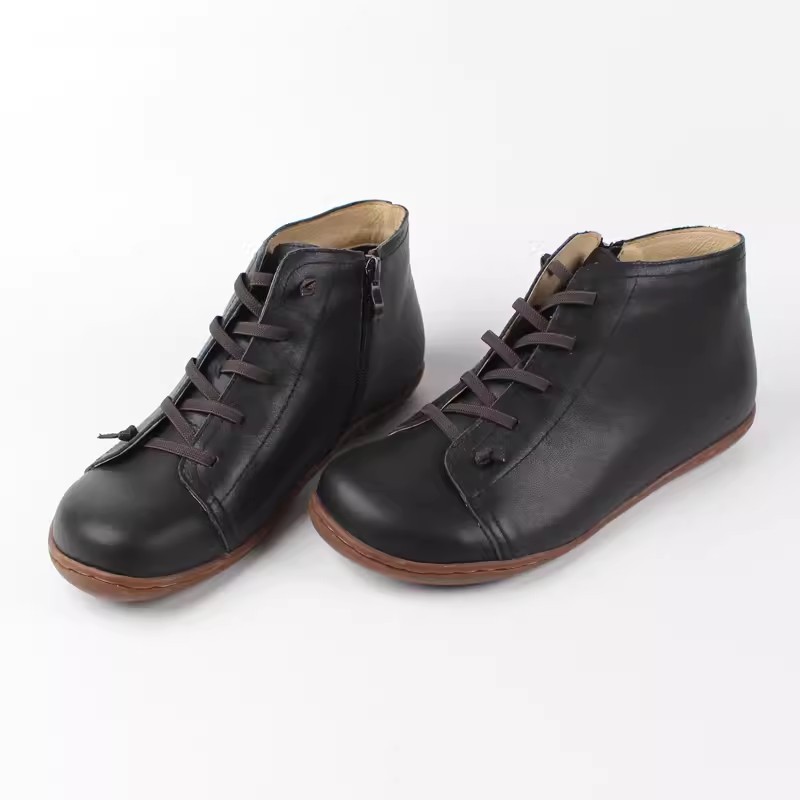 Womens Boots Made From Full-grain Cowhide Leather With A Soft Sole
