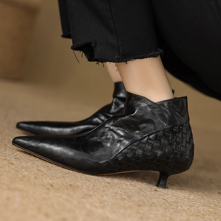 Woven Full-grain Sheepskin Ankle Boots With A Small Heel