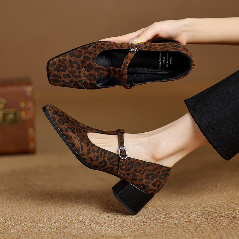 High Heel Vintage Leopard Print Square Toe Sheepskin Chunky Heel Pumps foto 3