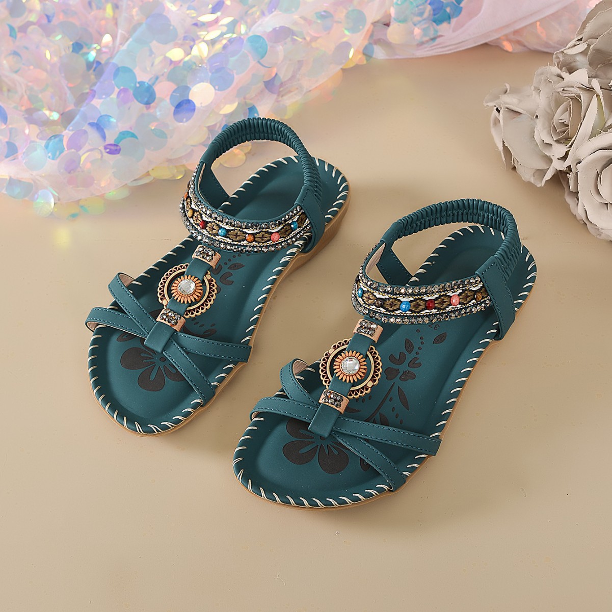 Stylish Beach Flat Handmade Beaded Rhinestone Sandals foto 3