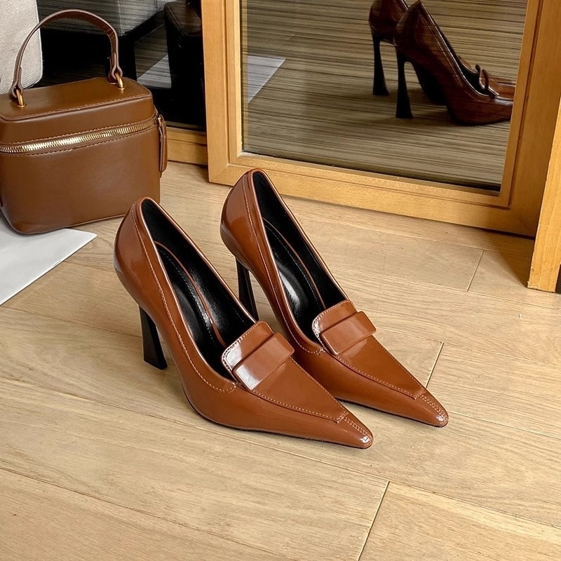 Retro Pointed Elegant Women's Commuting Stiletto Patent Leather High Heels foto 5