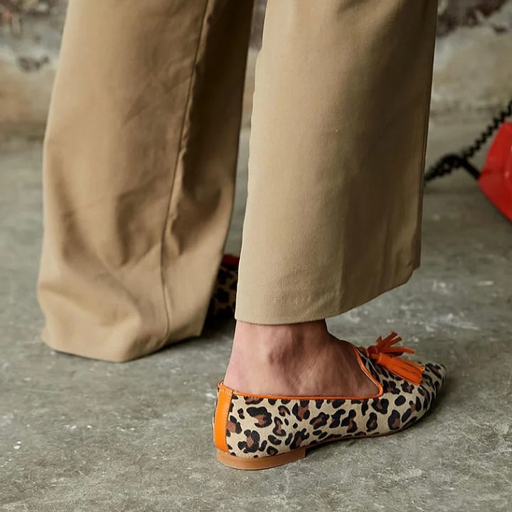 Pointed Toe Shallow Mouth Contrast Color Pointed Leopard Print Loafers Women foto 5