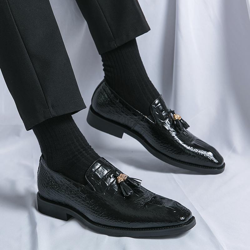 Mens Korean-style Crocodile-pattern Embossed Tassel Leather Shoes foto 5