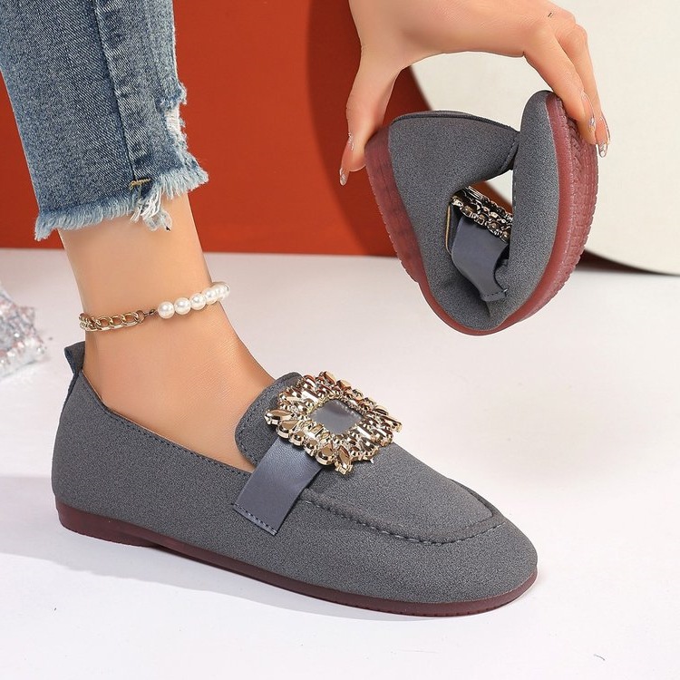 Square-toe Loafers With A Round Toe foto 2