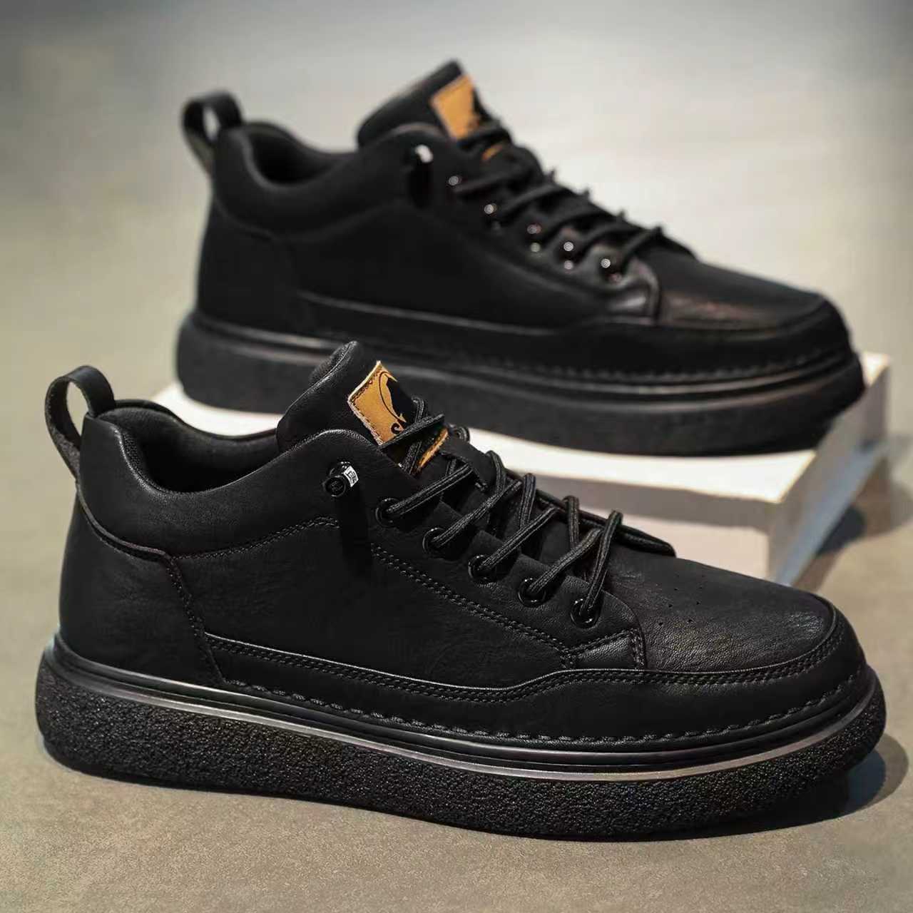 Water-resistant Non-slip Black Casual Business Sneakers foto 4