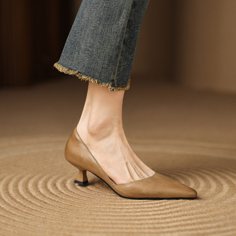 Women's Retro French-Style Pointed-Toe High Heels foto 2