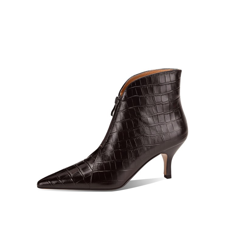 Stiletto-heel Ankle Boots With A Pointed Toe Crafted From Embossed Cowhide foto 2
