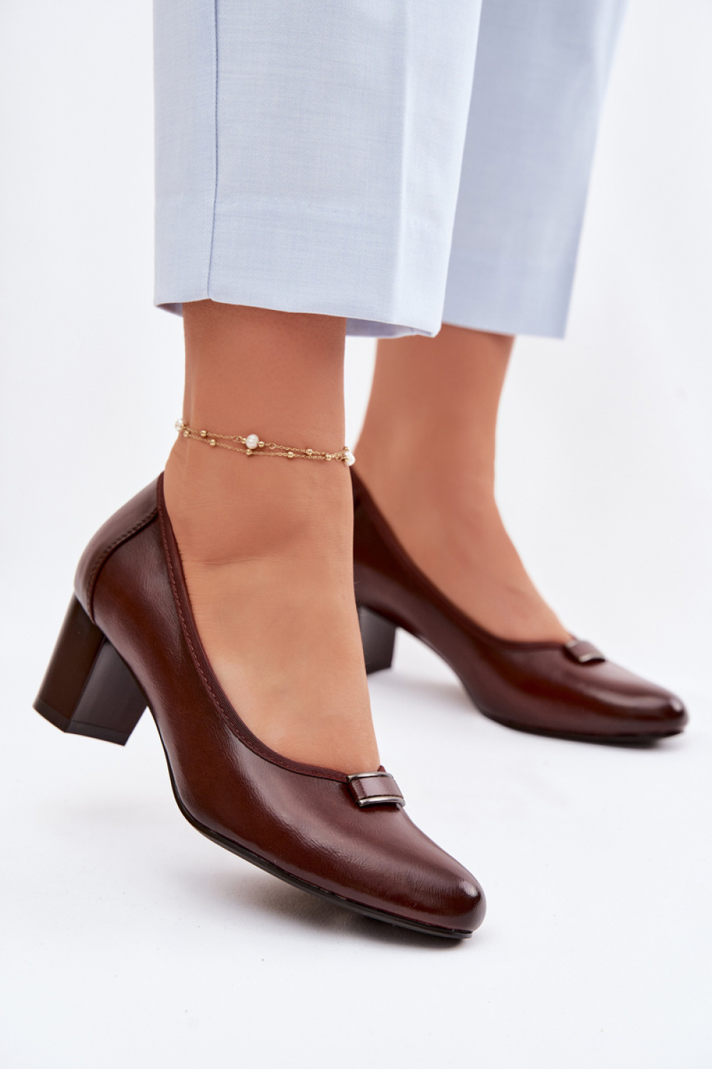 Pumps met dikke hak Step in style