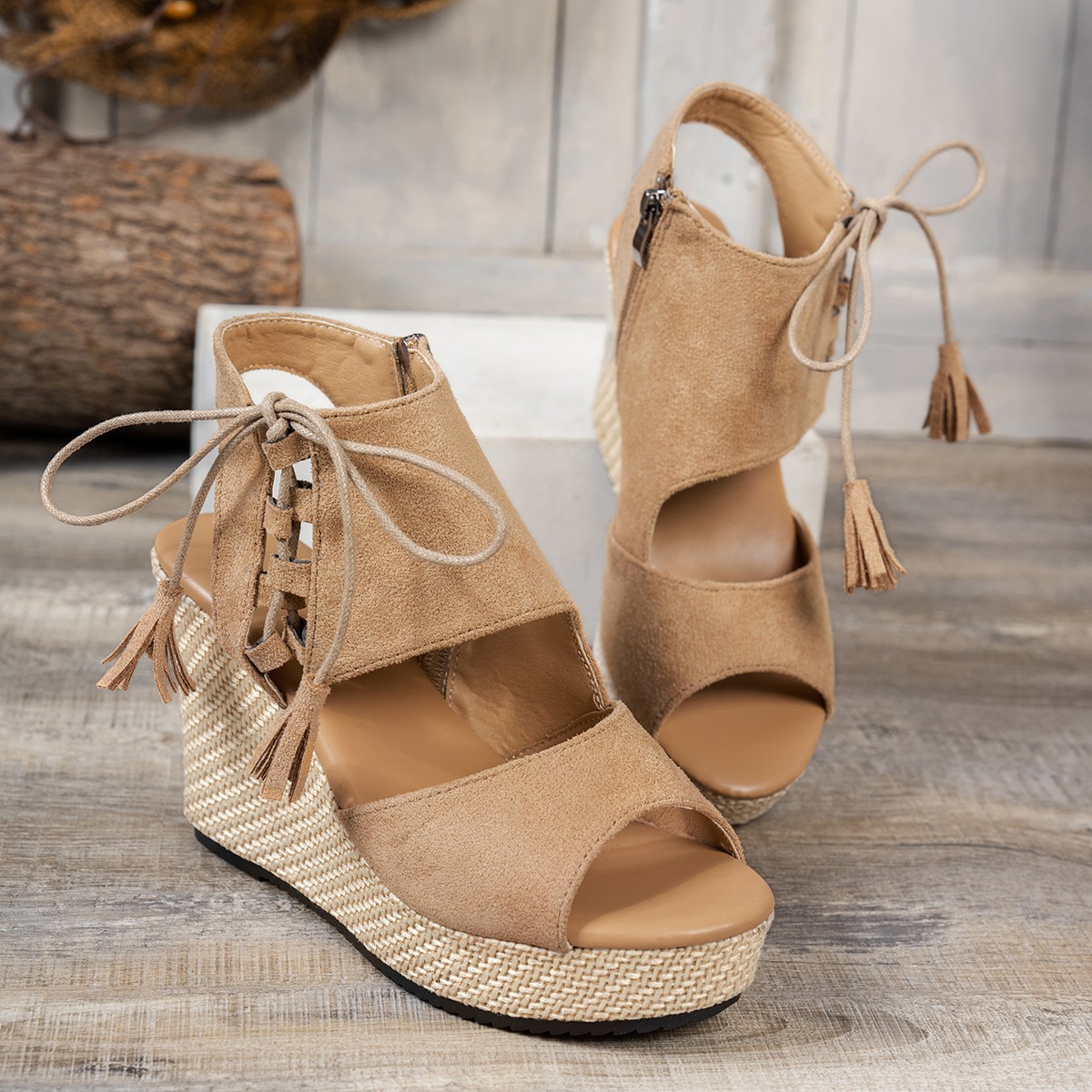Women's Tassel High Heel Peep Toe Platform Muffin Wedge Sandals foto 3