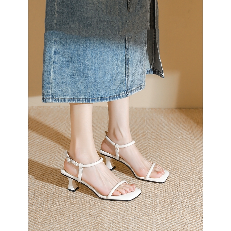 One-strap High Heels Square Toe Black Niche High-end Shit-stepping Sandals foto 3