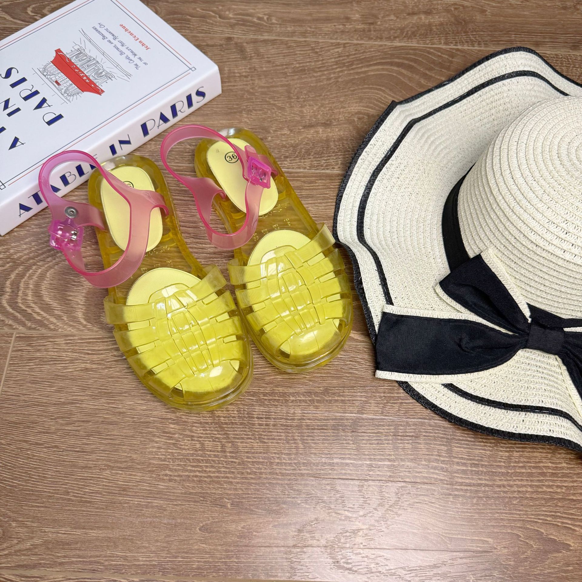 Women's Fashion Hollowed-out Beach Flat Sandals foto 3