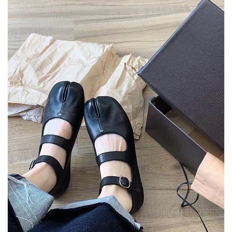 Womens Leather Shoes With A Single-strap Buckle foto 2