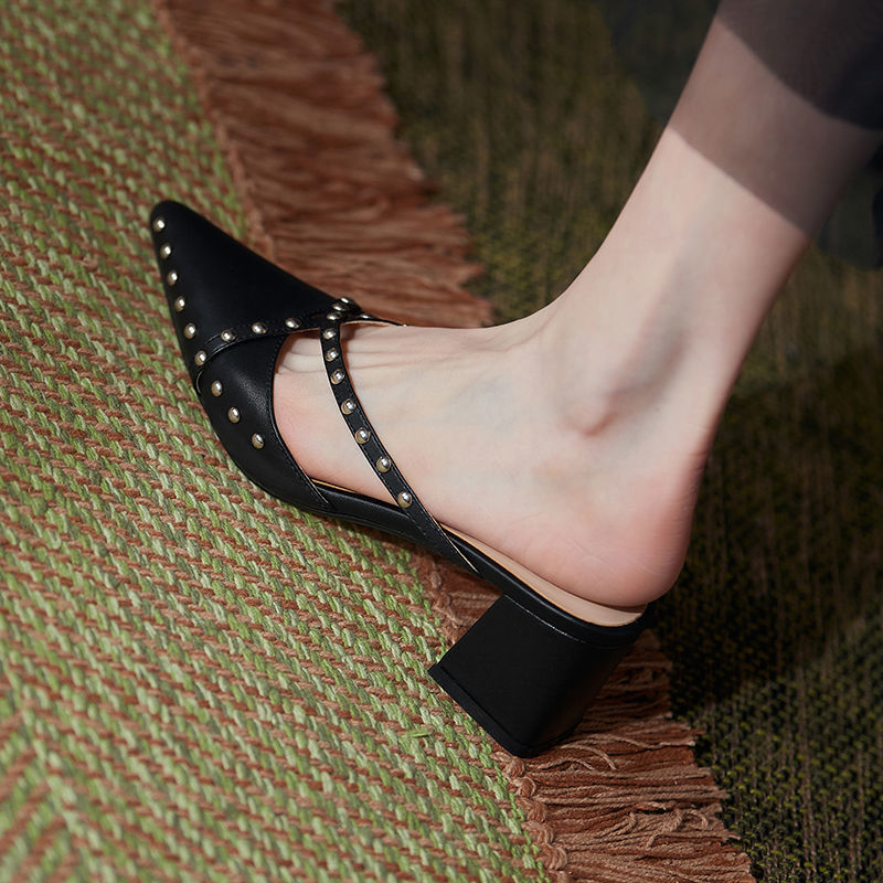 Chunky-Heel Summer Style For A Slimmer Foot Made From Genuine Leather foto 4