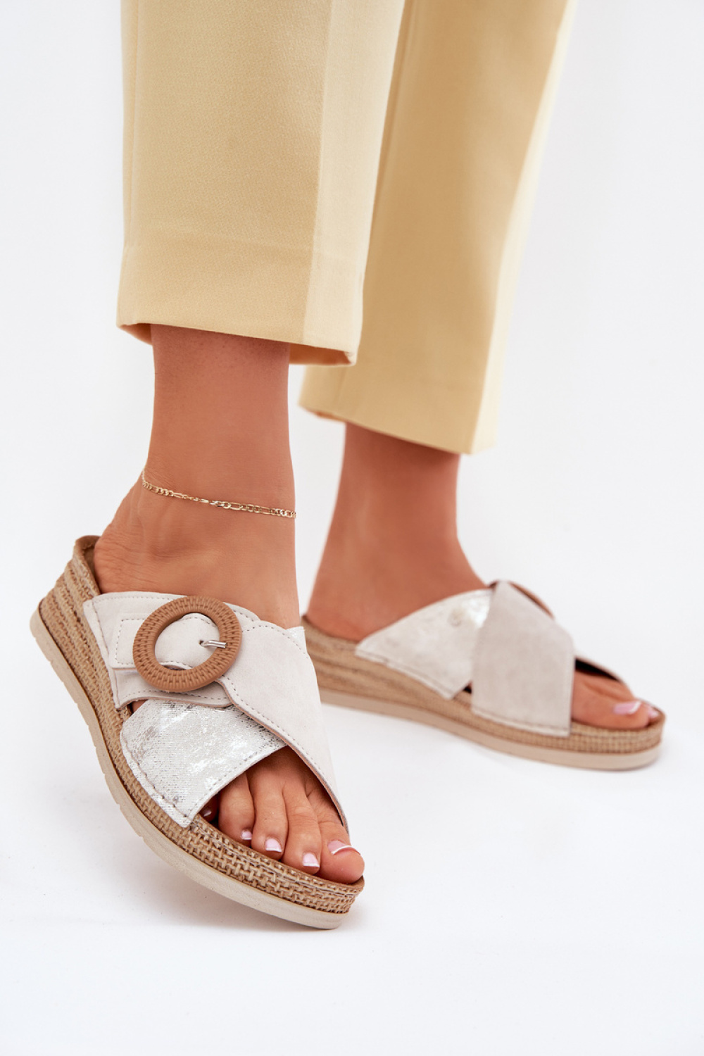 Slippers Step in style