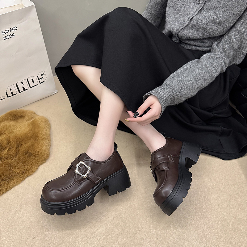 British-style Thick-soled Height-increasing Leather Shoes foto 3
