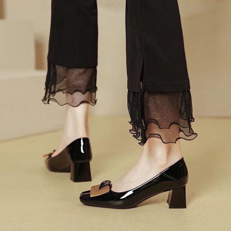 Red Wedding Shoes Mid-Heel SpringAutumn Womens Shoes Patent Leather Square Toe Low-Top Pumps foto 4