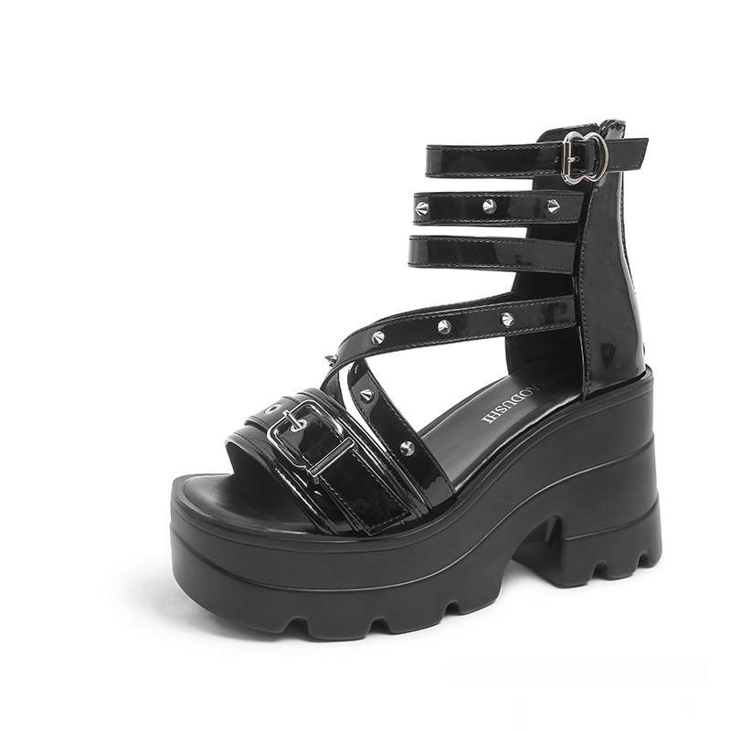 Charmful Dark Rock Chain Punk Style Platform Sandals For Girls foto 2