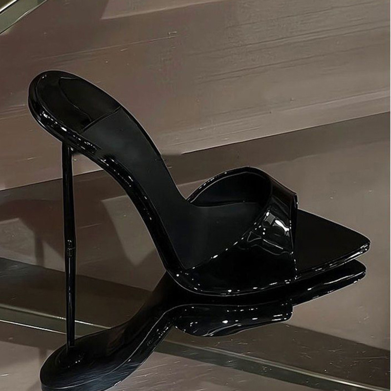 European And American Minimalist Pointed-toe Sexy Stiletto Slides foto 4