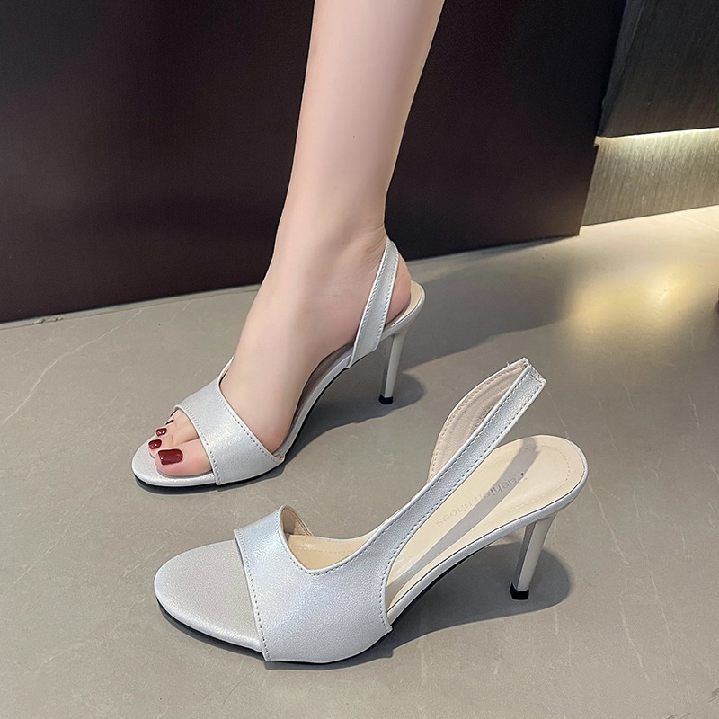 Summer New Style Pointed Toe French Style Plus Size Outer Wear High Heel Sandals For Women foto 2