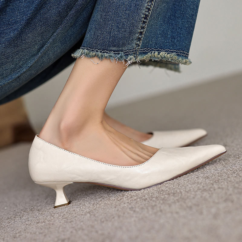 Women's Solid Color French Pointed-toe Mid Heel Shoes foto 5