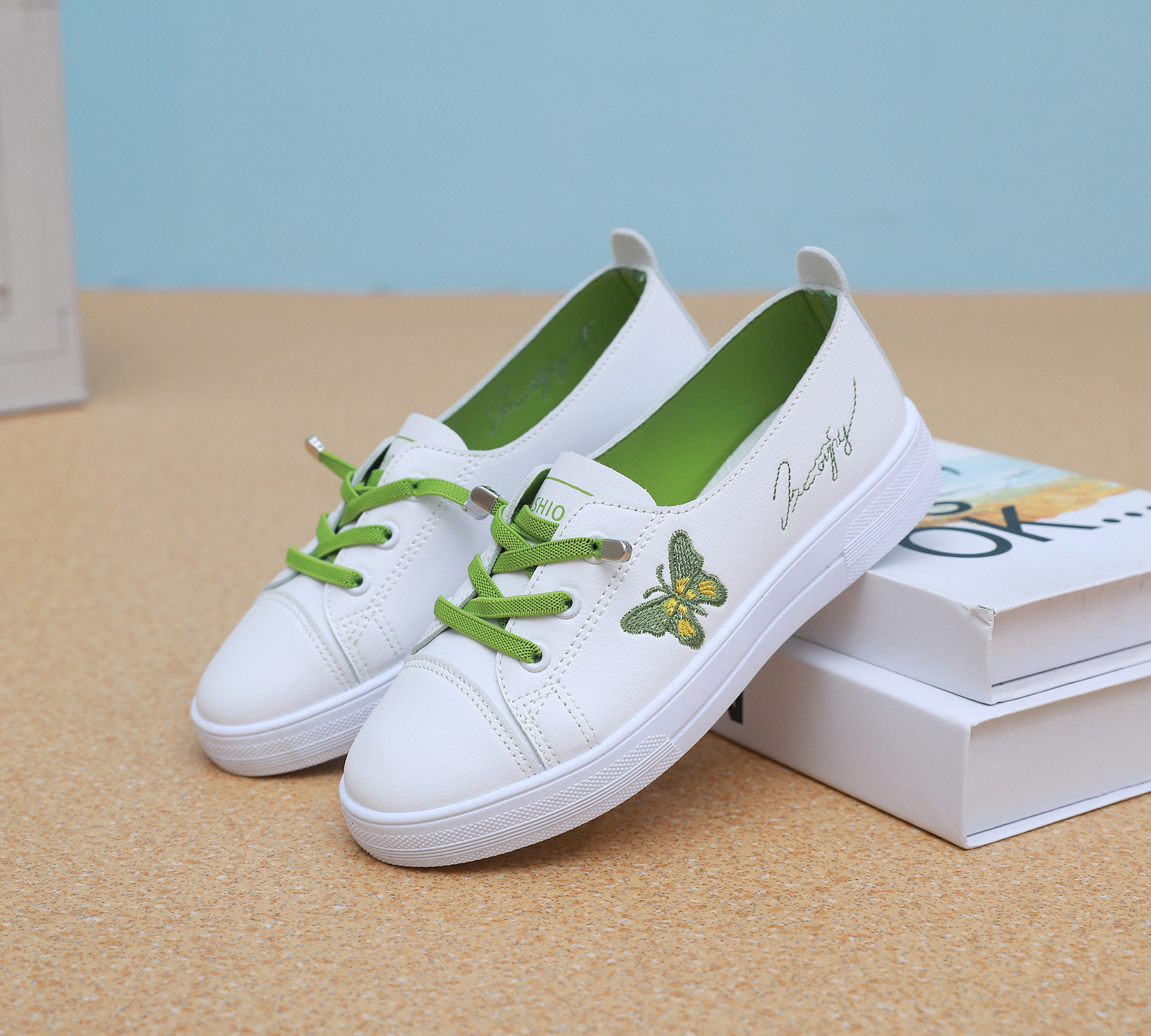 Women's Low-top Trendy Versatile White Shoes foto 3