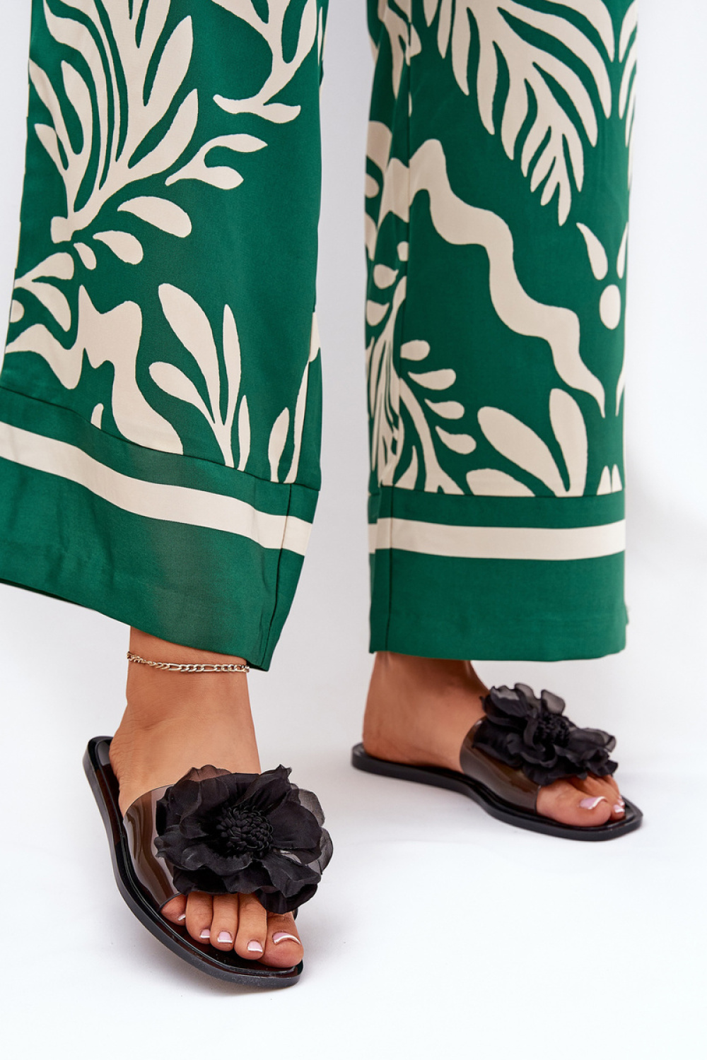 Slippers Step in style