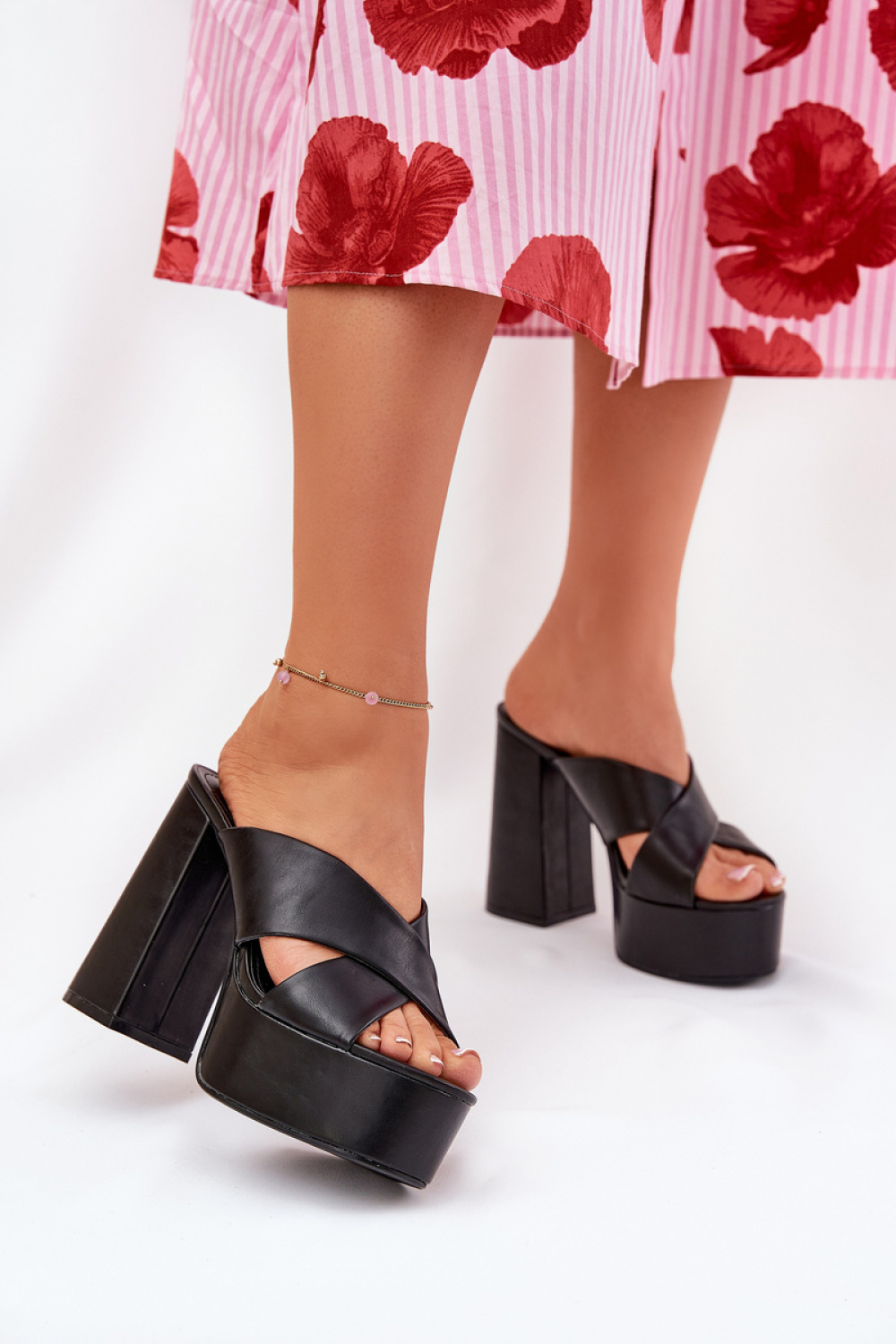 Slippers Step in style