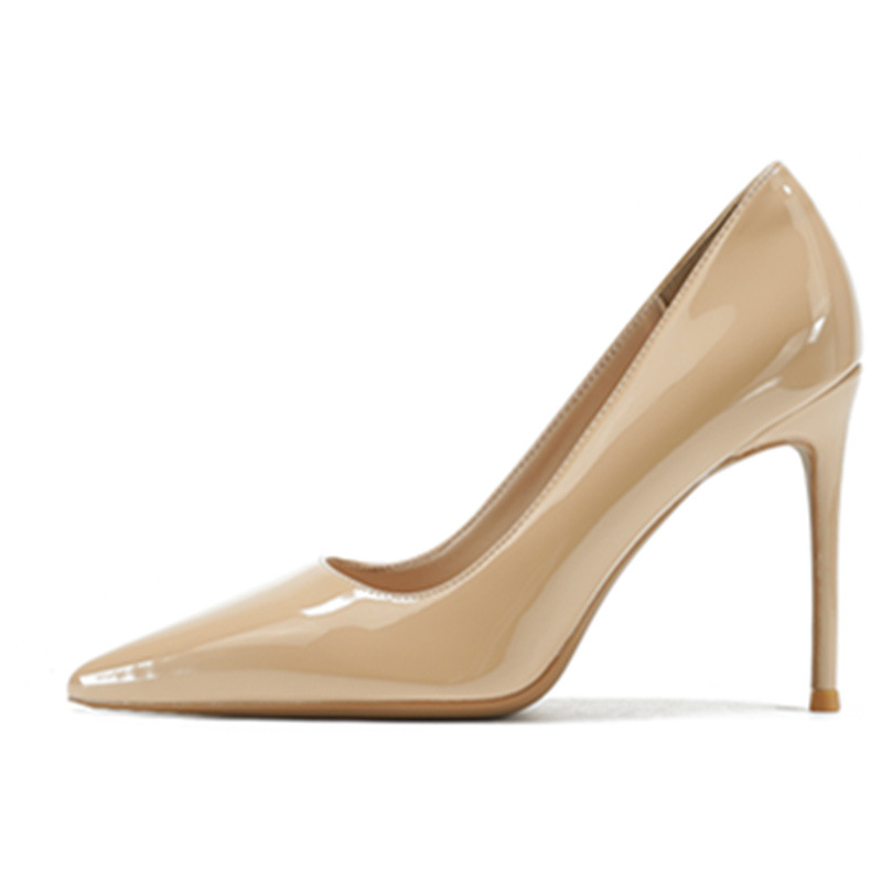 Low-cut Stiletto Heels In Glossy Patent Leather For Women foto 3