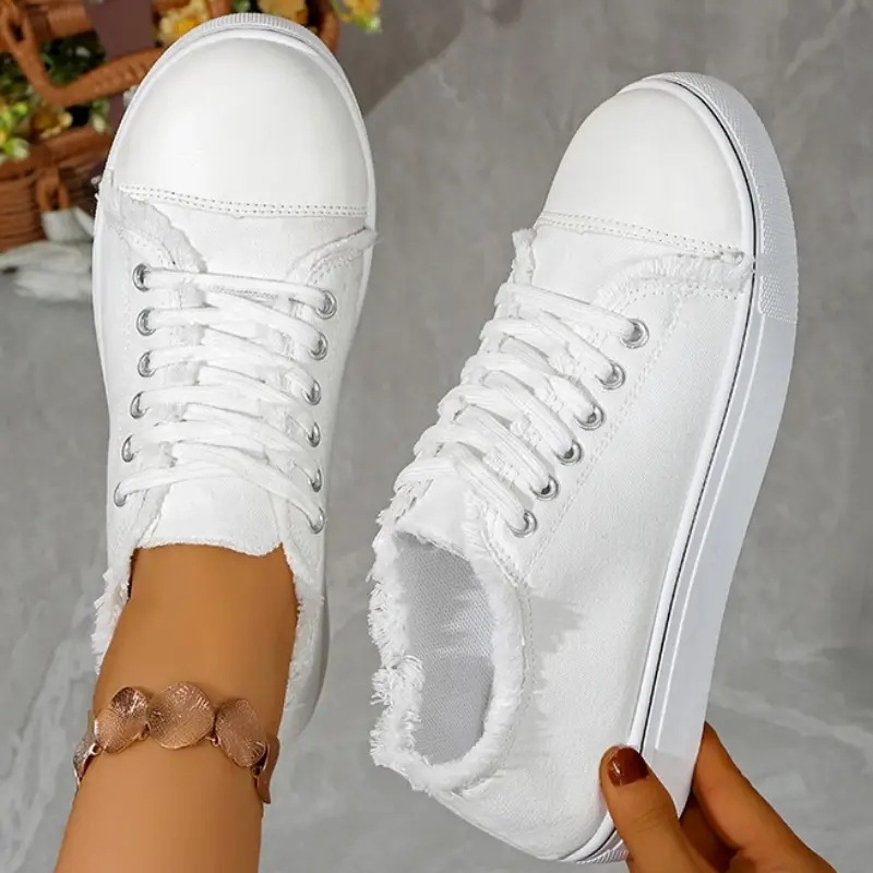 Lightweight Canvas Shoes For Women In Larger Sizes foto 3