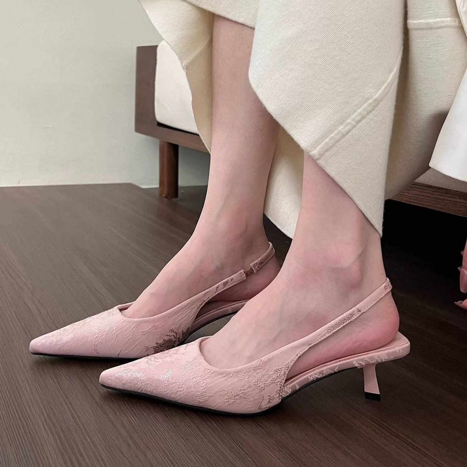 White Suede High Heels Women's Elegant Fashion Stiletto foto 3