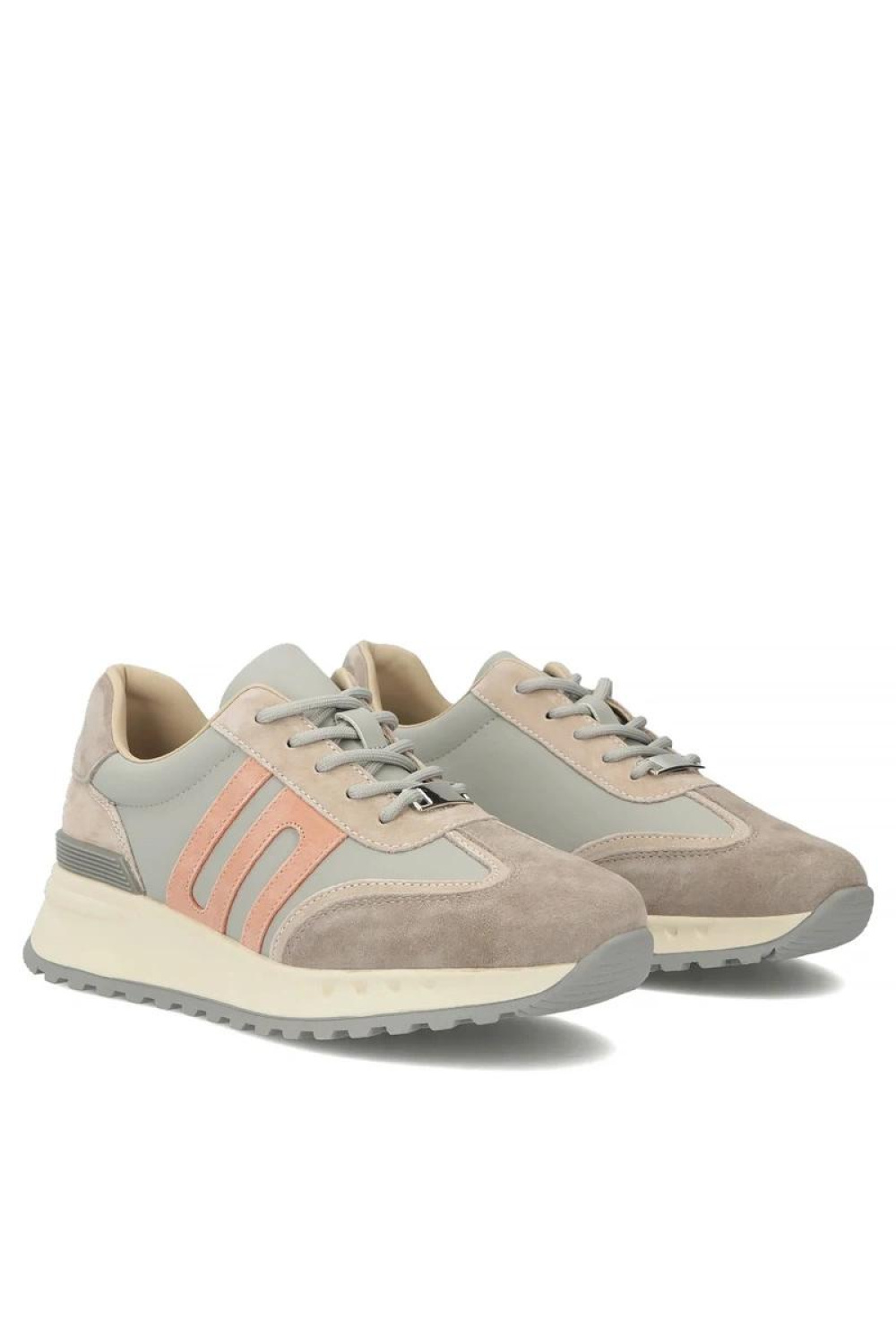Sportschoenen op een platform Solea foto 4