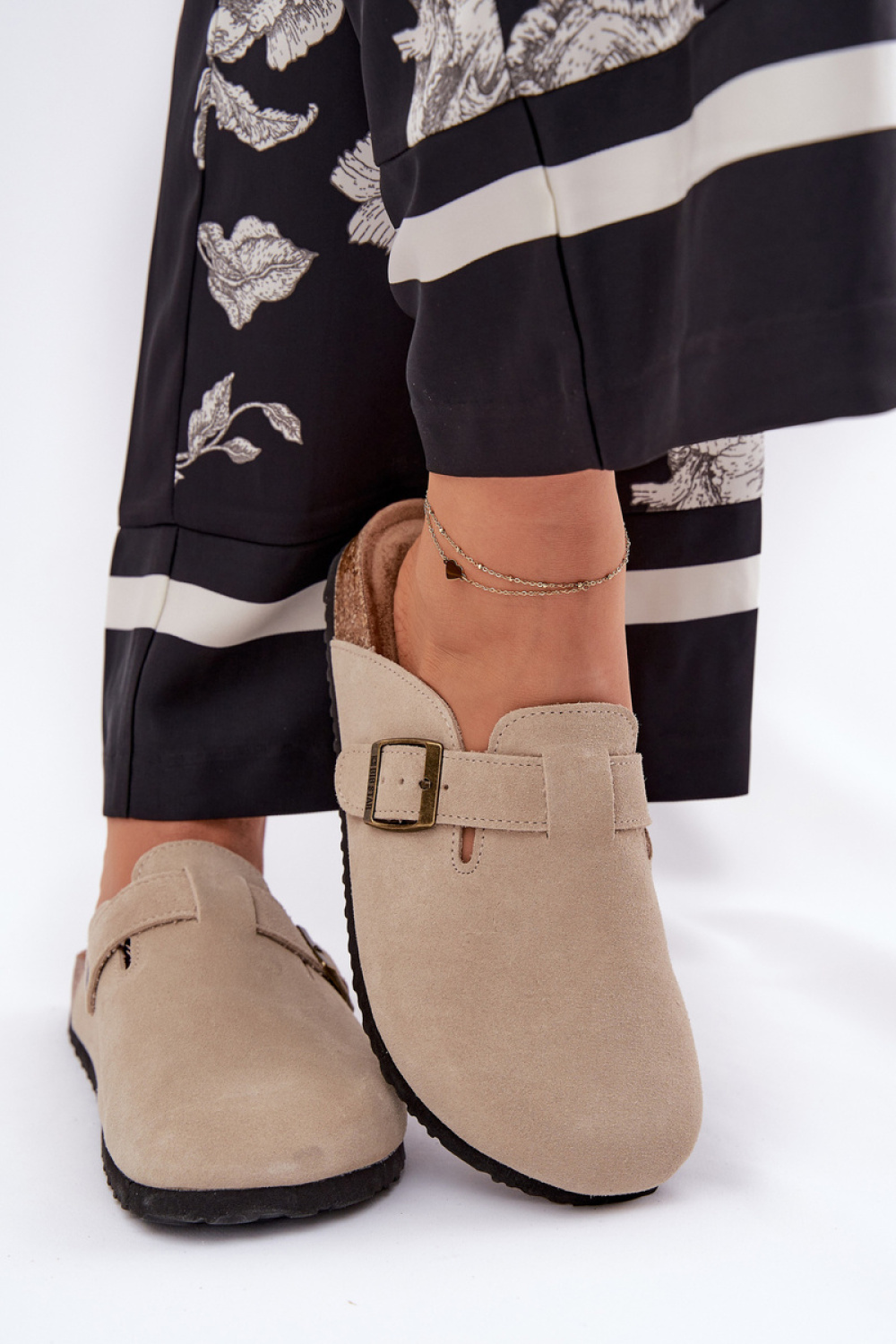Slippers Step in style
