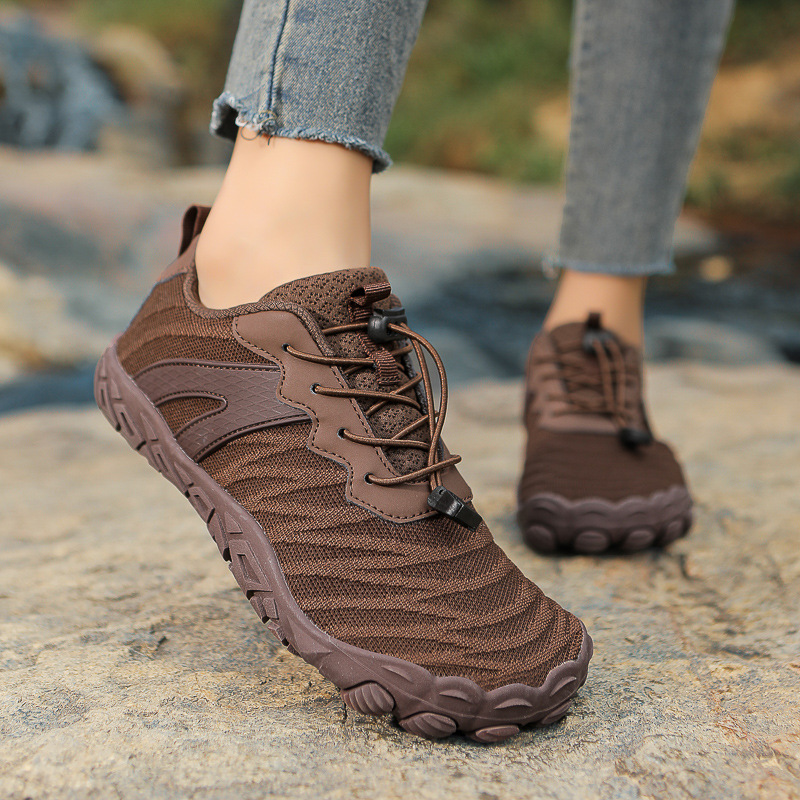 Breathable And Lightweight Outdoor Hiking Shoes foto 2
