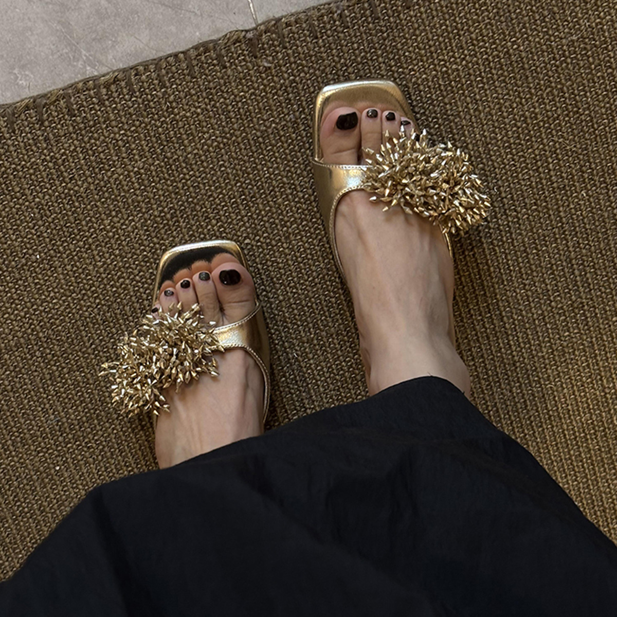 French-style Luxurious Shimmering Slippers With A Square Toe For A Sophisticated Vibe foto 5