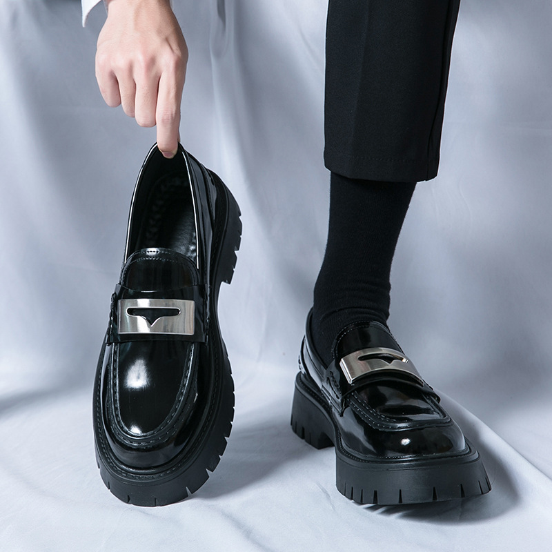 Summer Glossy Breathable Hidden Heel Platform Loafers Small Leather Shoes foto 3