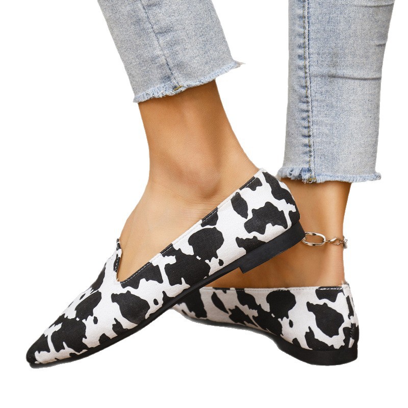 Women's Plus-Size Breathable Pointed-Toe Casual Shoes foto 3