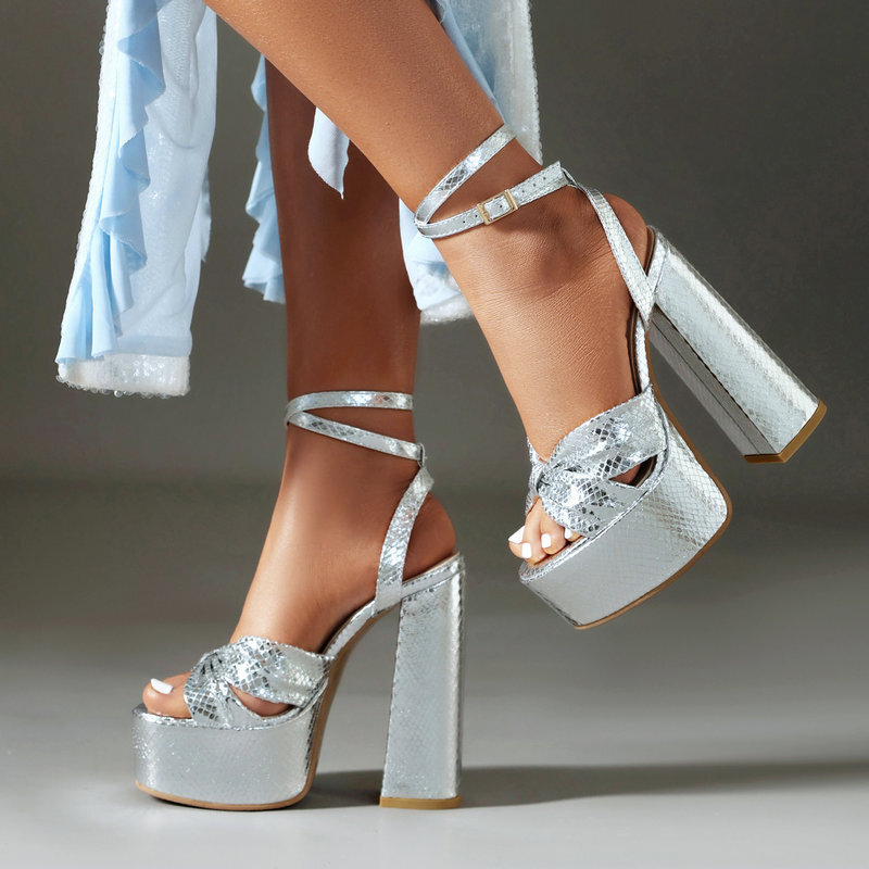 Womens Large-size Chunky-heel High-heeled Sandals foto 3