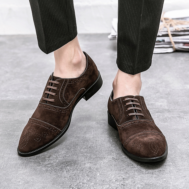 Men's Fashion Casual Brogue Carved Leather Shoes foto 3