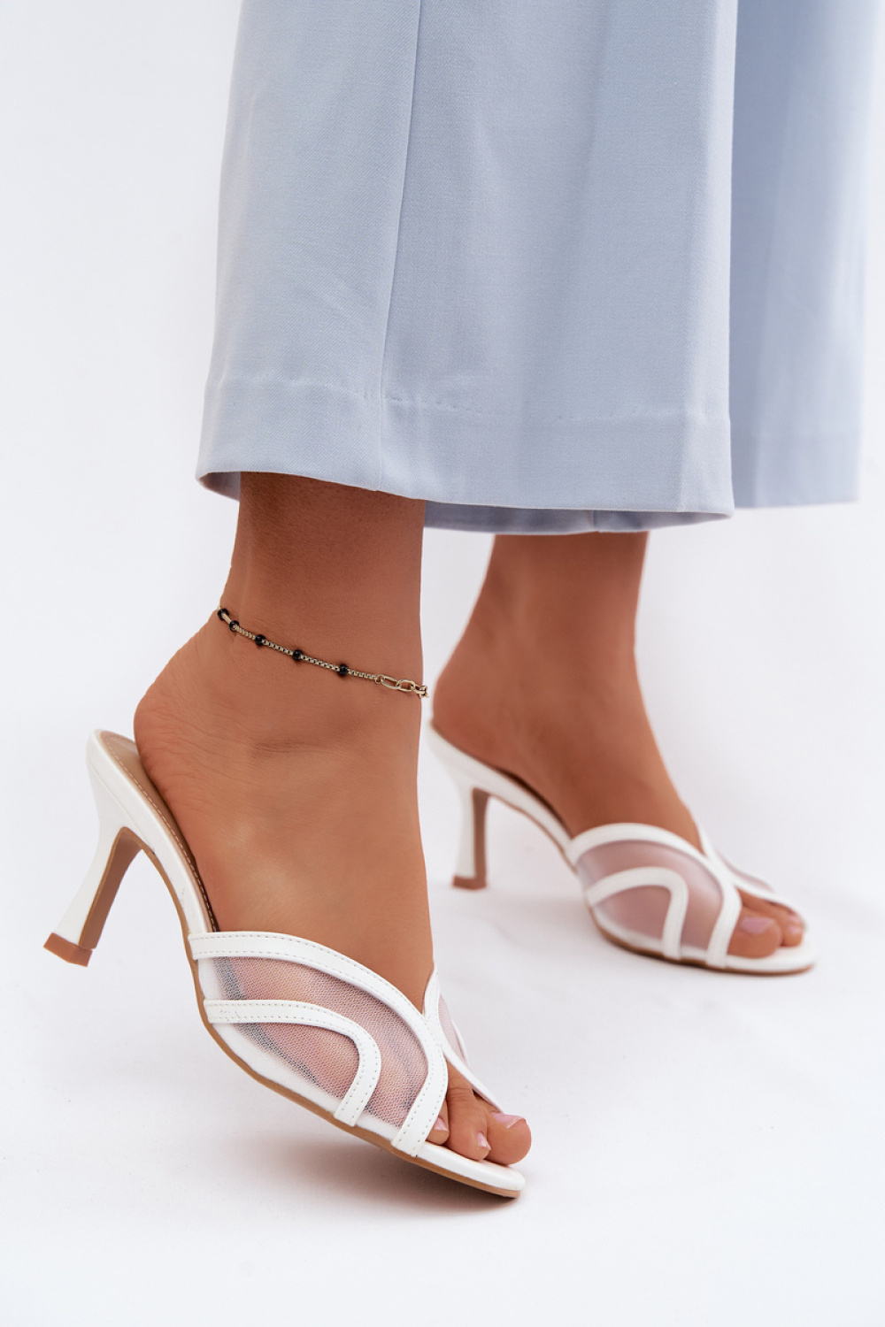 Hakken slippers Step in style