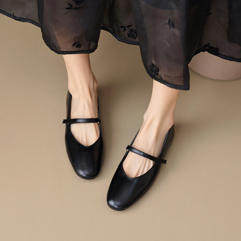 Women's Fashionable Unique Mary Jane Shoes foto 5