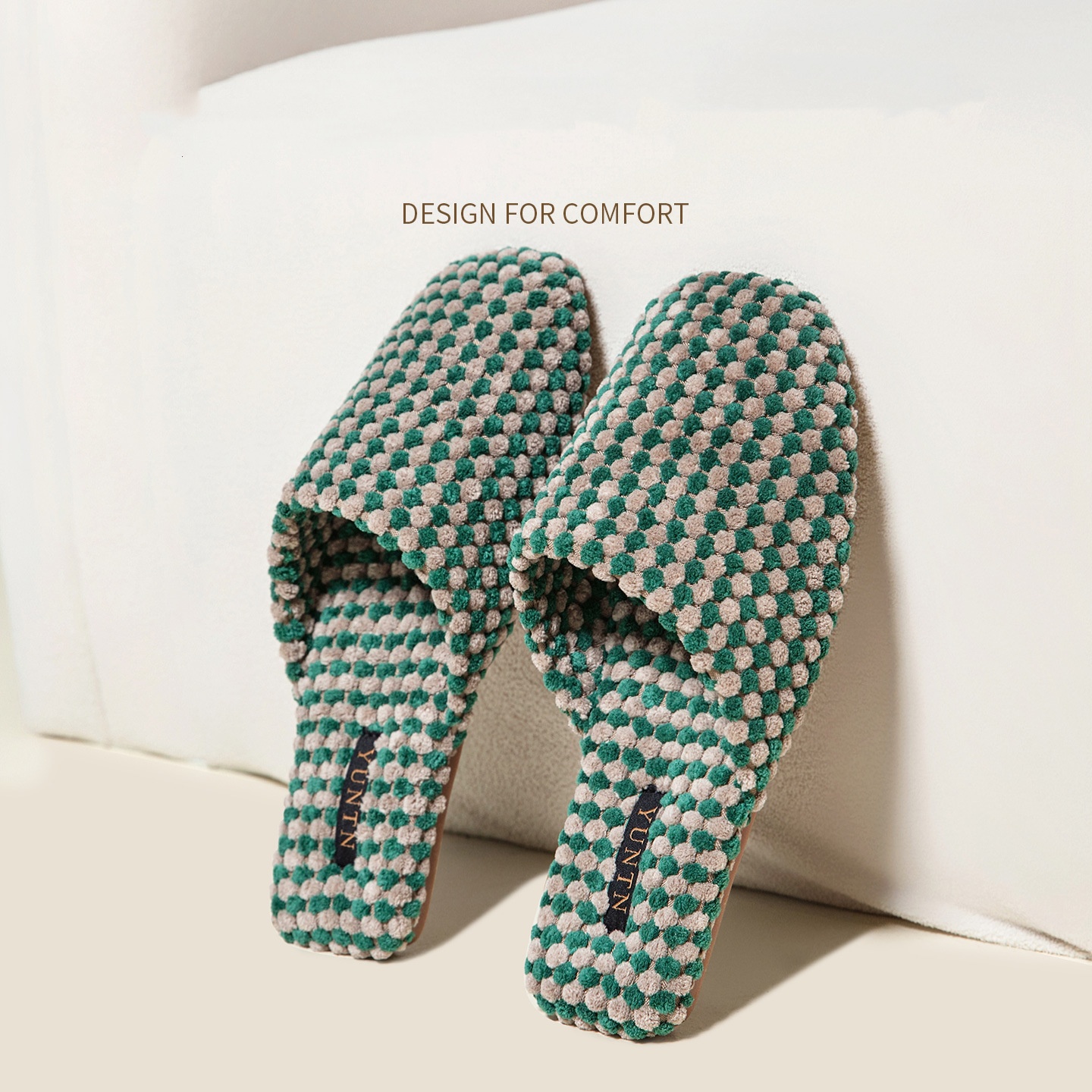 Pineapple Velvet Skin-friendly Warm Suede Couple Cotton Slippers foto 3