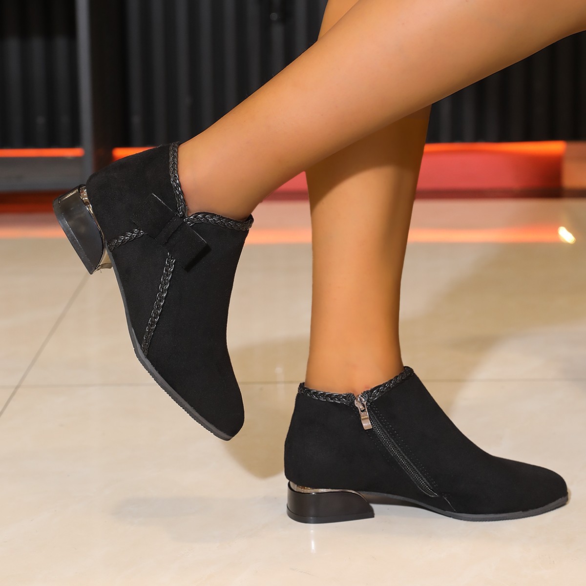 Bow-tie Pointed-toe Side-zip Womens Boots foto 5