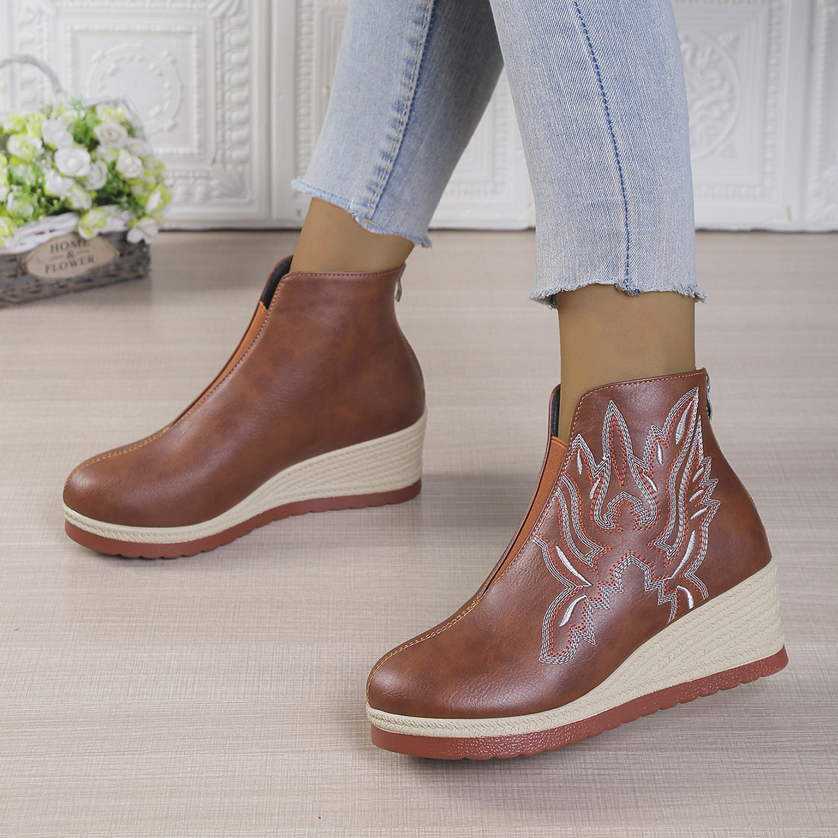 Embroidered Thick Version Retro Ankle Boots Women foto 2
