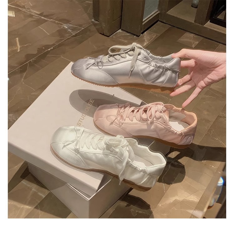 Ballet Style Sweet Girl Round Head Satin Sports Board Shoes foto 2