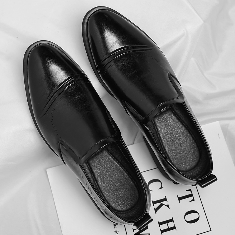 Mens Plus-Size Vintage Business Slip-On Leather Shoes foto 4