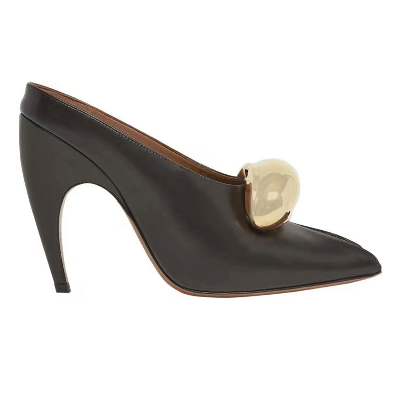 New High-heel Patent Leather Low-cut Shoes With A Square Buckle foto 5