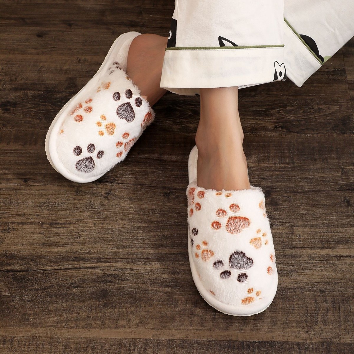 Women's Cartoon Print Versatile Velvet Cotton Slippers foto 3